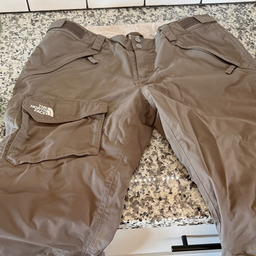 The North Face Tan Cargo Pants - Picture 11 of 11